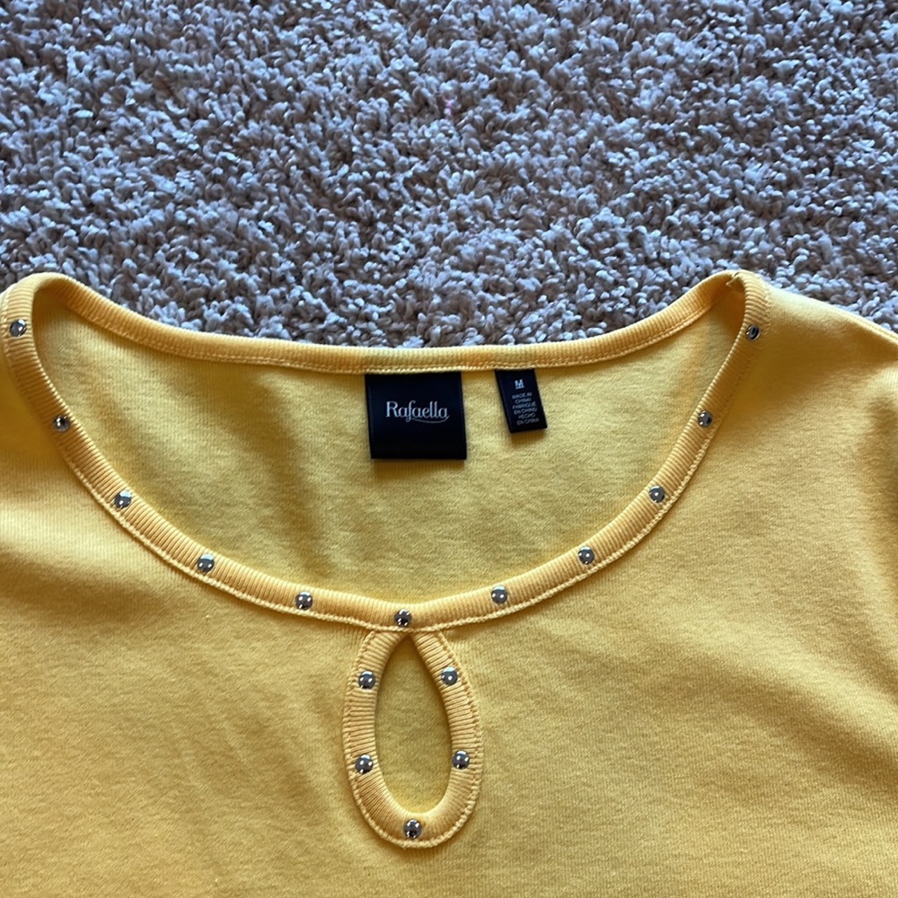 Shirt - Picture 2 of 3